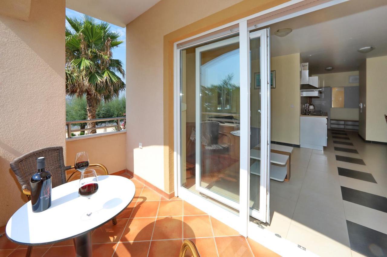 Villa Palma Sukošan Exterior foto